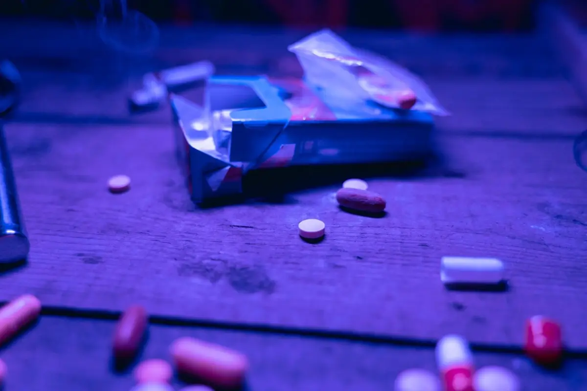 Psilocibina y TEPT: comparación con terapia asistida con MDMA